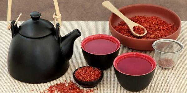 طرز تهیه قهوه و چای زعفران به روش سنتی